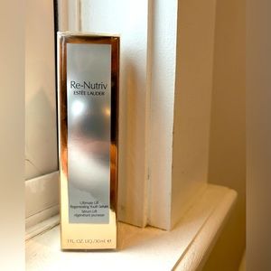 Estée Lauder Re-Nutriv Ultimate Lift Regenerating Youth Serum - NEW IN BOX